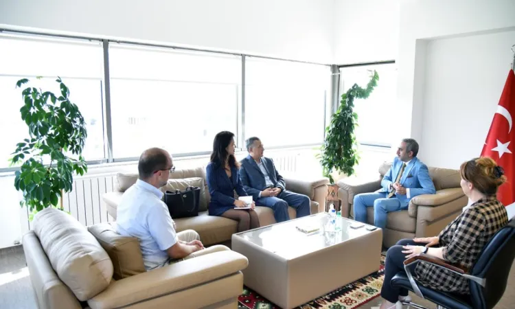 Chinese Ambassador H.E. Ji Ping Explores Partnerships with IUS